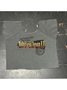 1998 Holyfield Mike Tyson "The Bite Fight" cropped crewneck